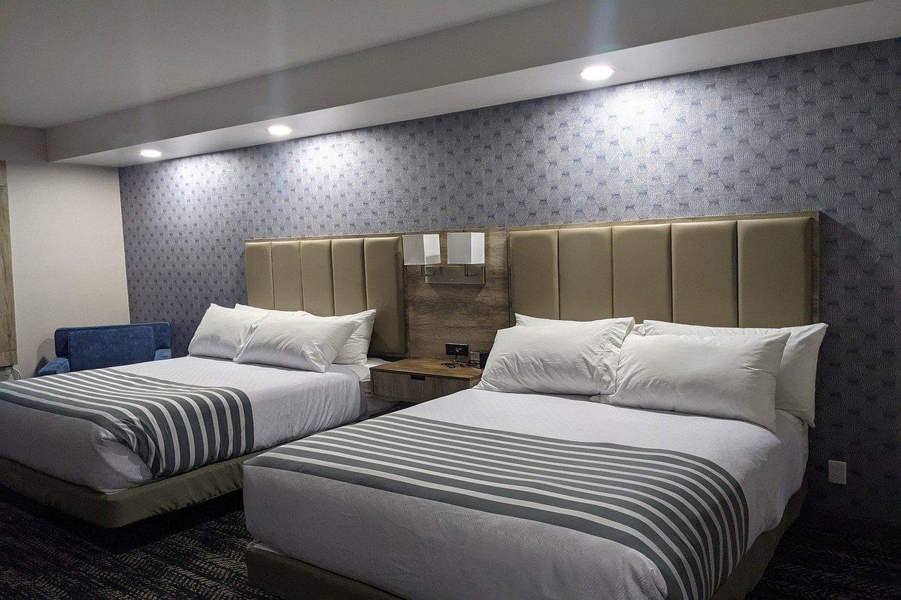Best Western Premier Executive Residency Medicine Hat Esterno foto