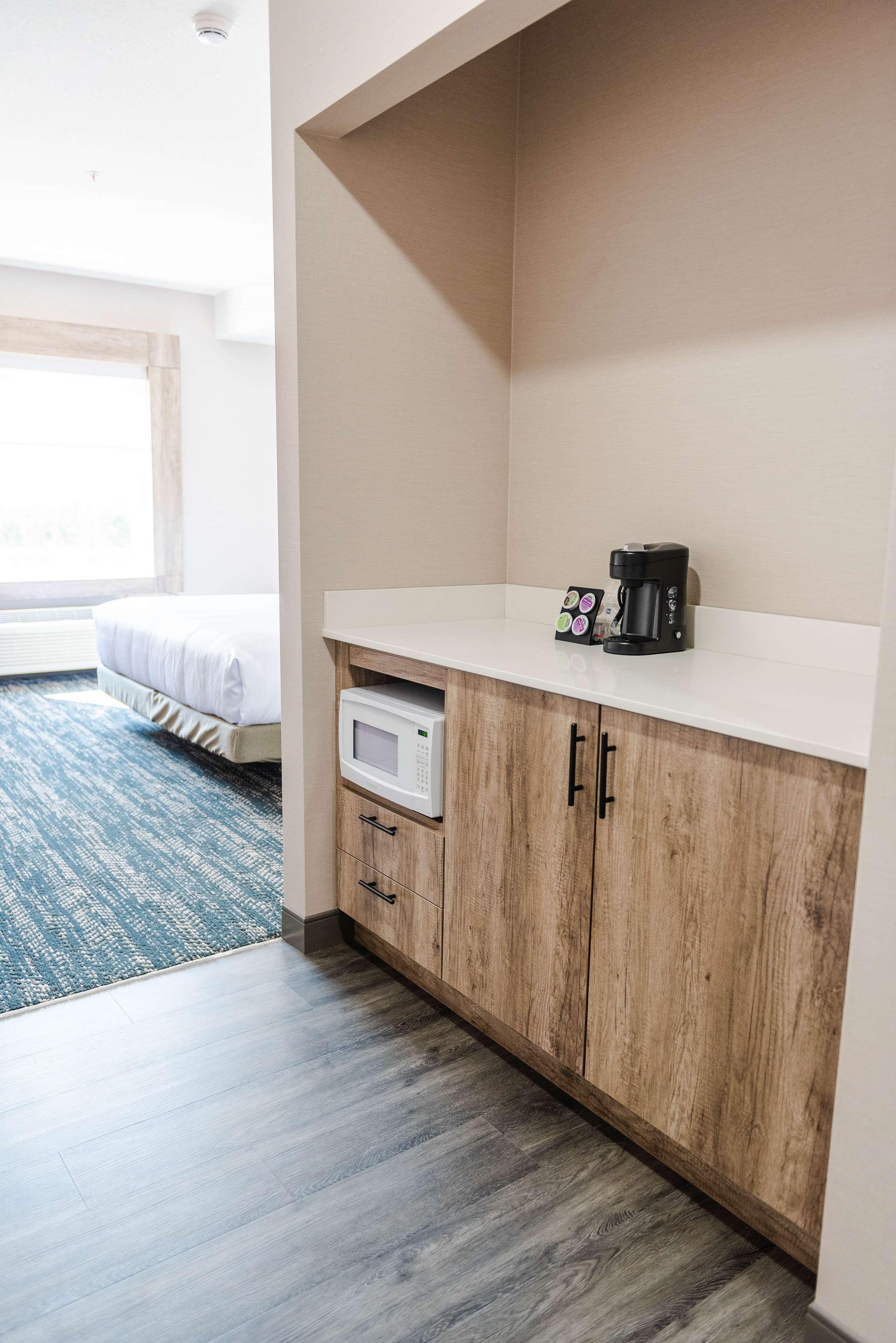 Best Western Premier Executive Residency Medicine Hat Esterno foto