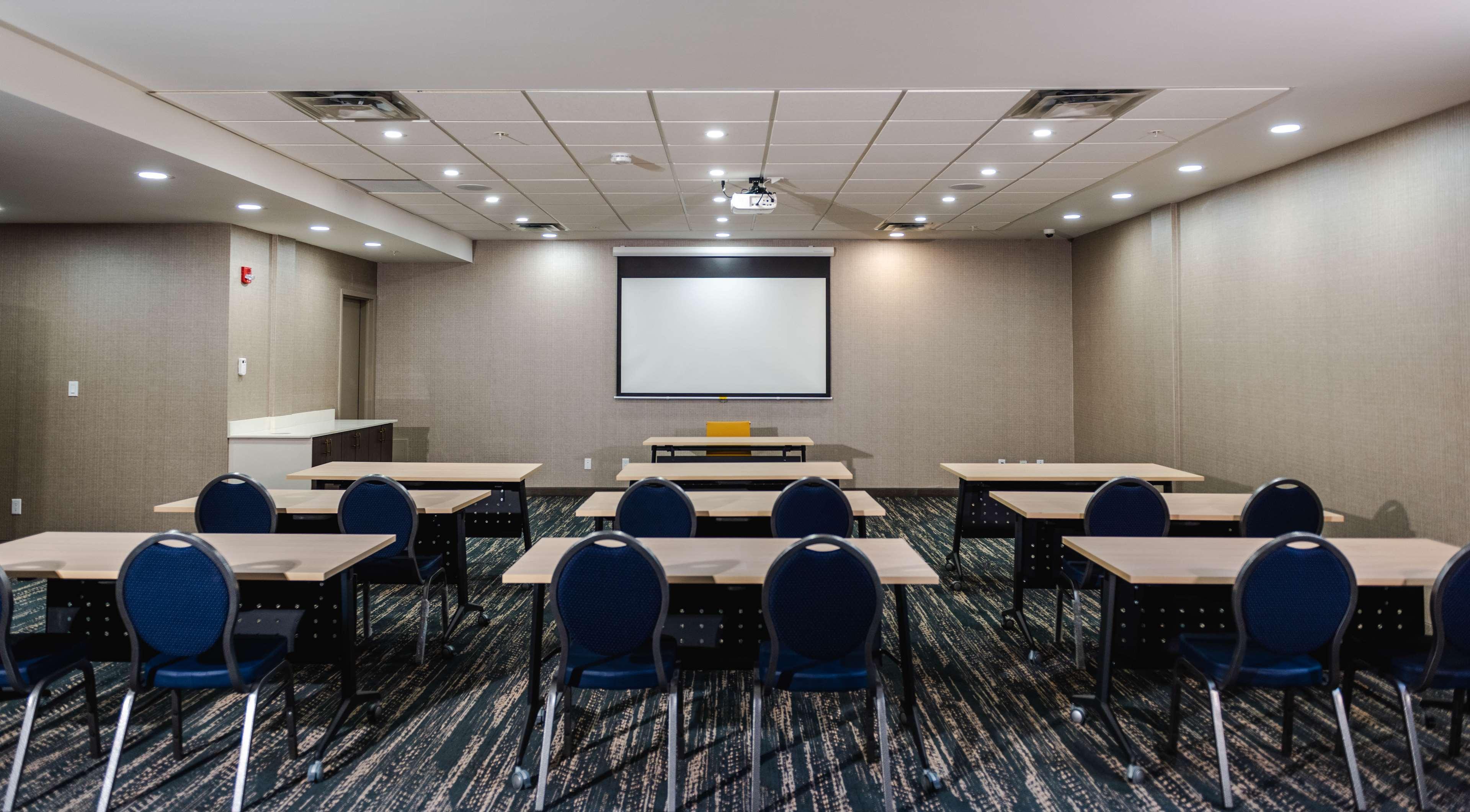 Best Western Premier Executive Residency Medicine Hat Esterno foto