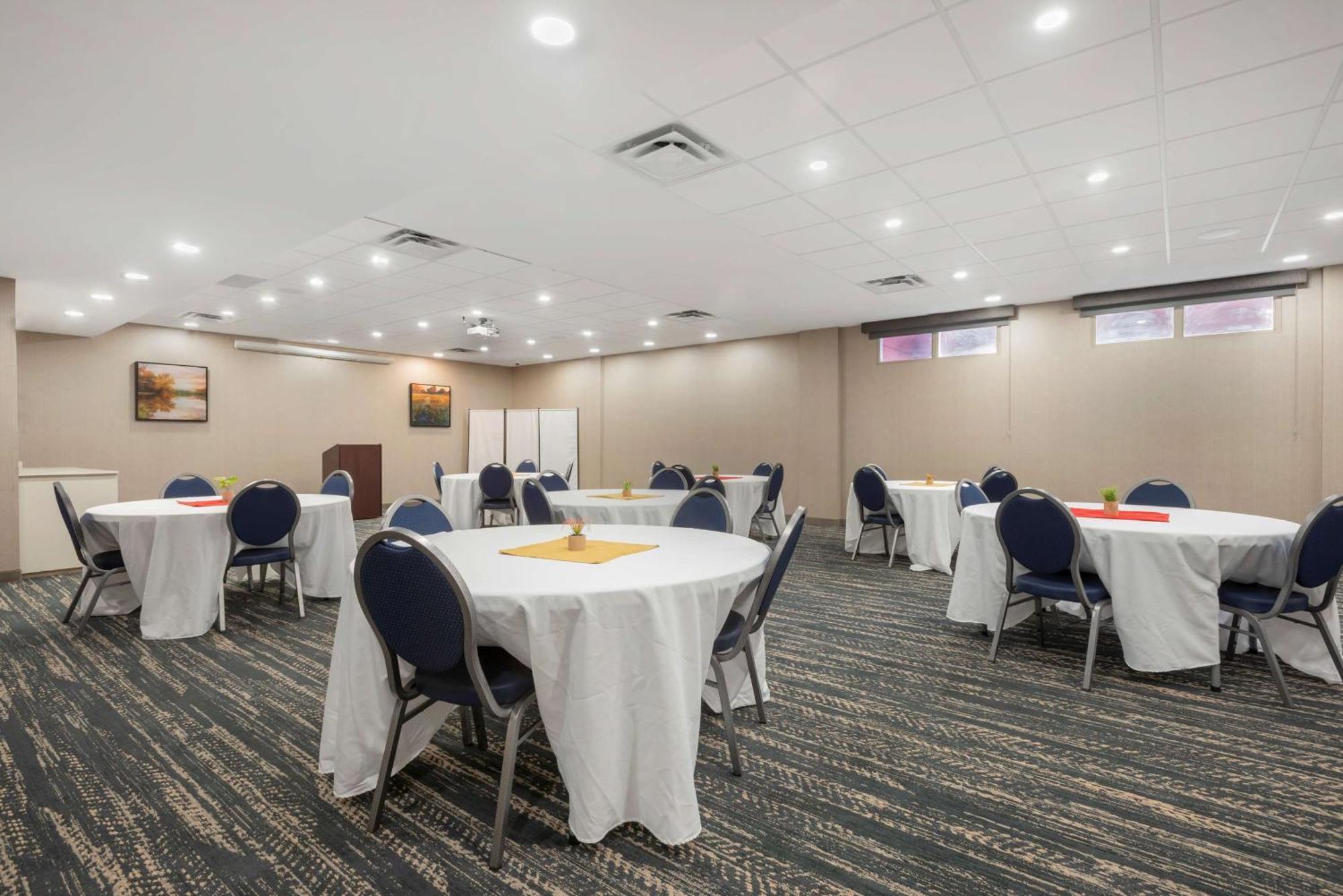 Best Western Premier Executive Residency Medicine Hat Esterno foto