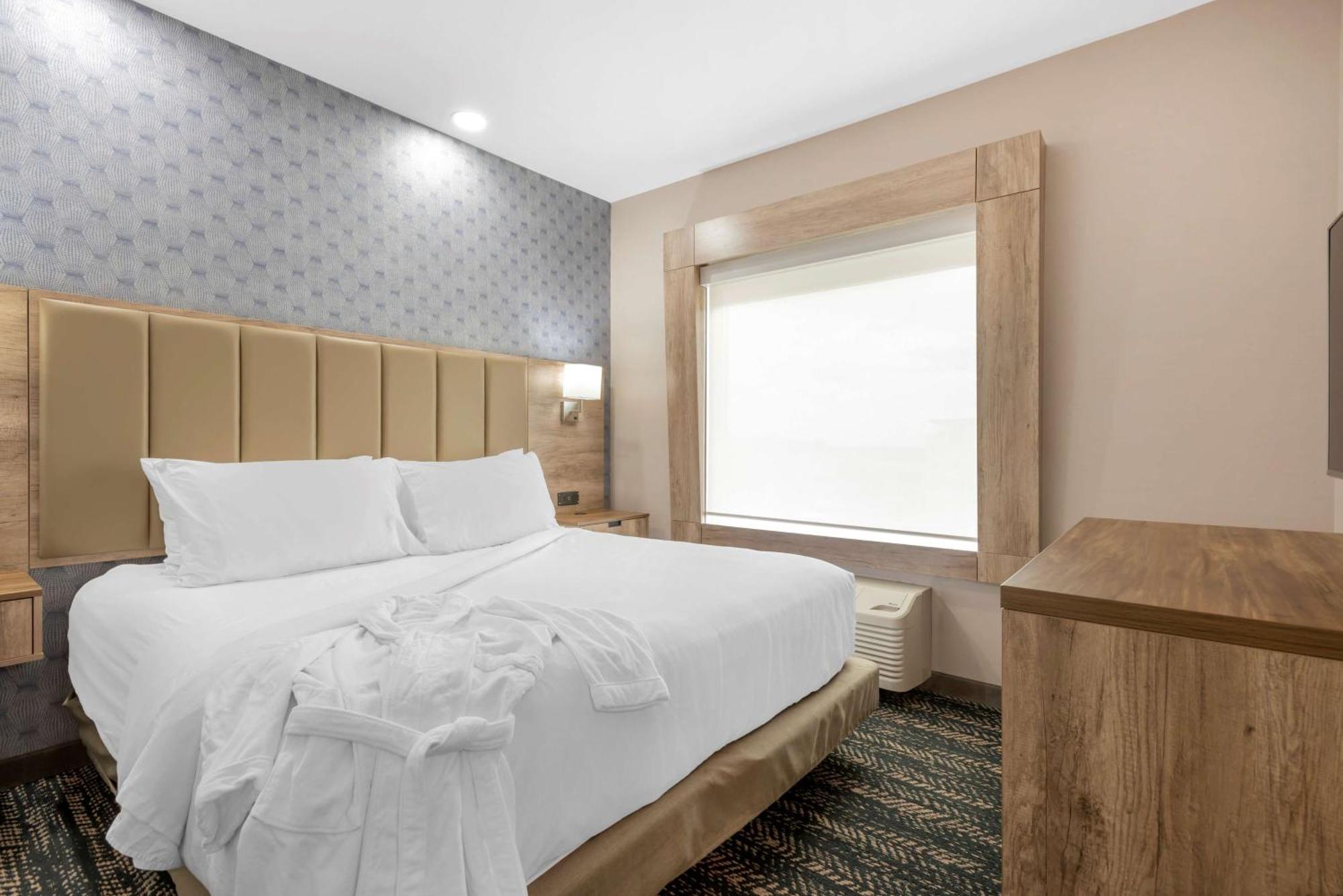 Best Western Premier Executive Residency Medicine Hat Esterno foto